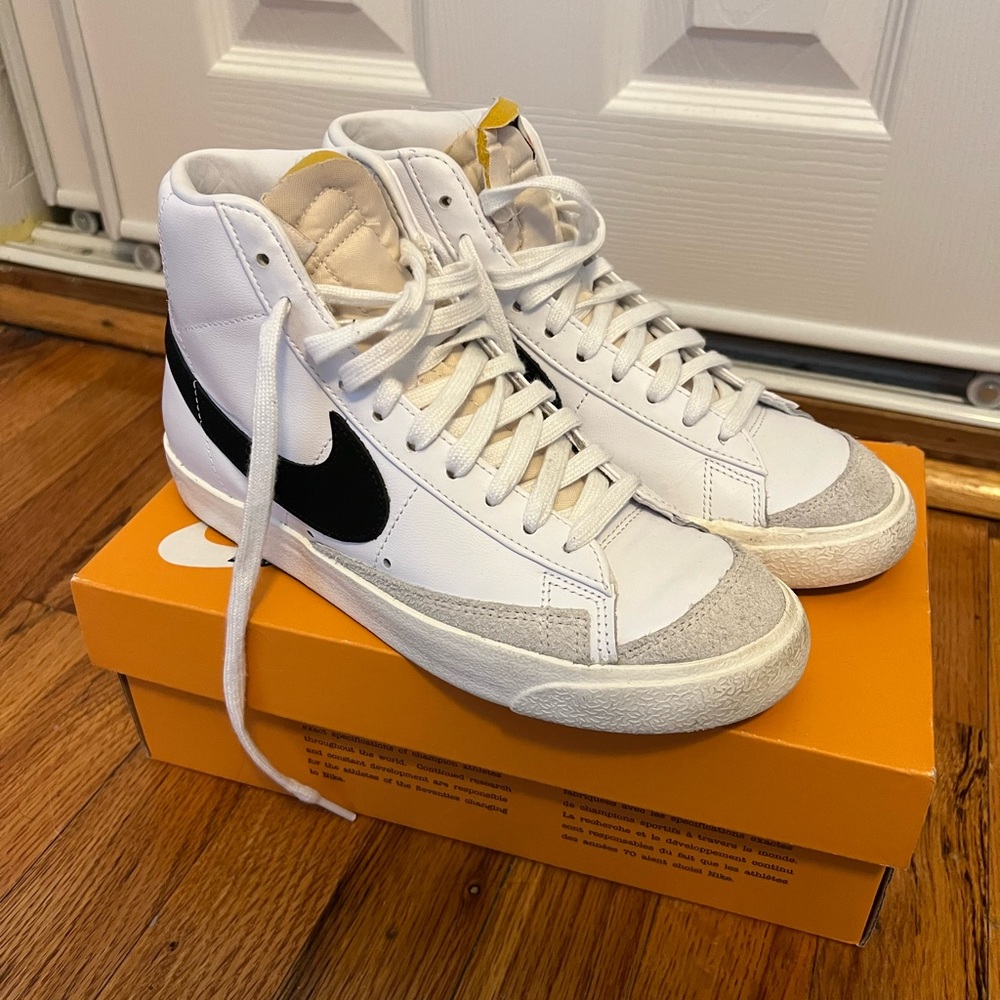 Nike Womens Blazers
